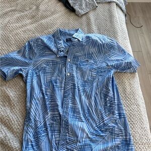 Vineyard Vines Blue Leaf Pattern Shirt